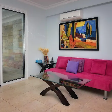 فيلة Riviera Beach 17 Polis