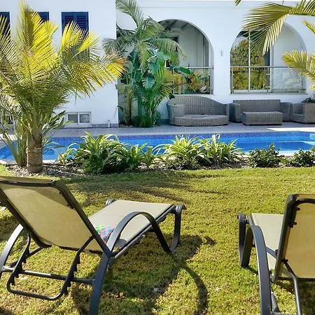 Villa Riviera Beach 17 *